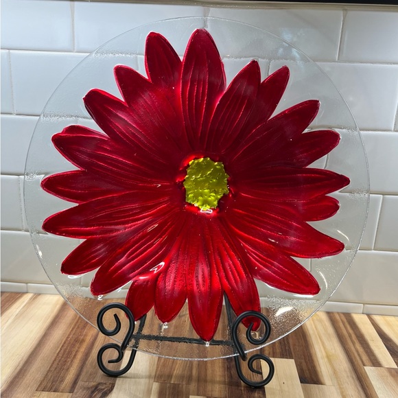 Sonoma Other - Beautiful RED Flower Glass Plate